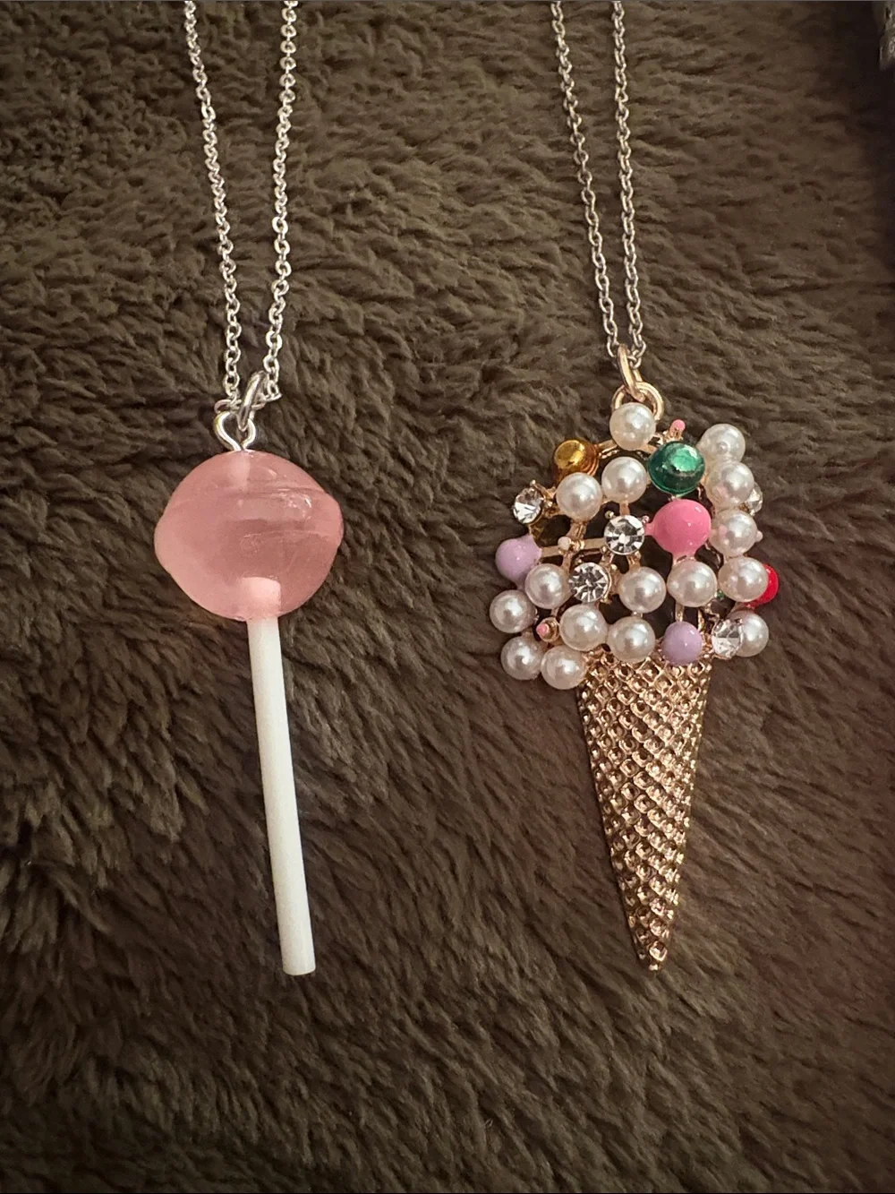 Icing Pink Pearl Necklace and Pink Charm Jewelry Set